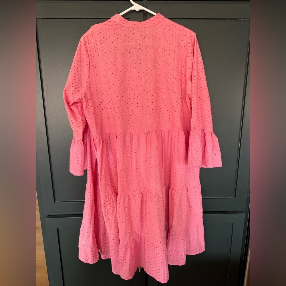 TAJ by Sabrina Crippa NWT Oversized Pink Eyelet Tiered Dress Resort Boho Size S - Picture 9 of 11